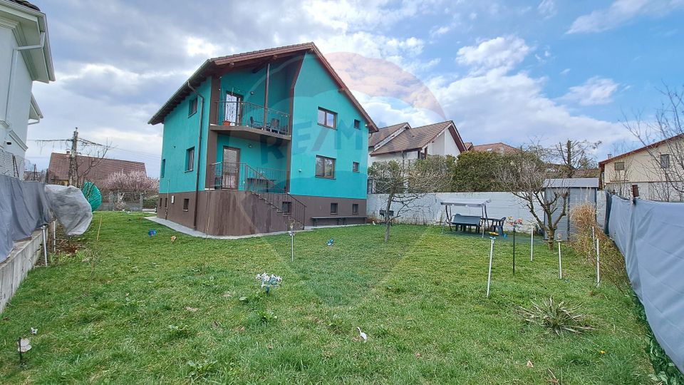 5 room House / Villa for sale, Cetate area