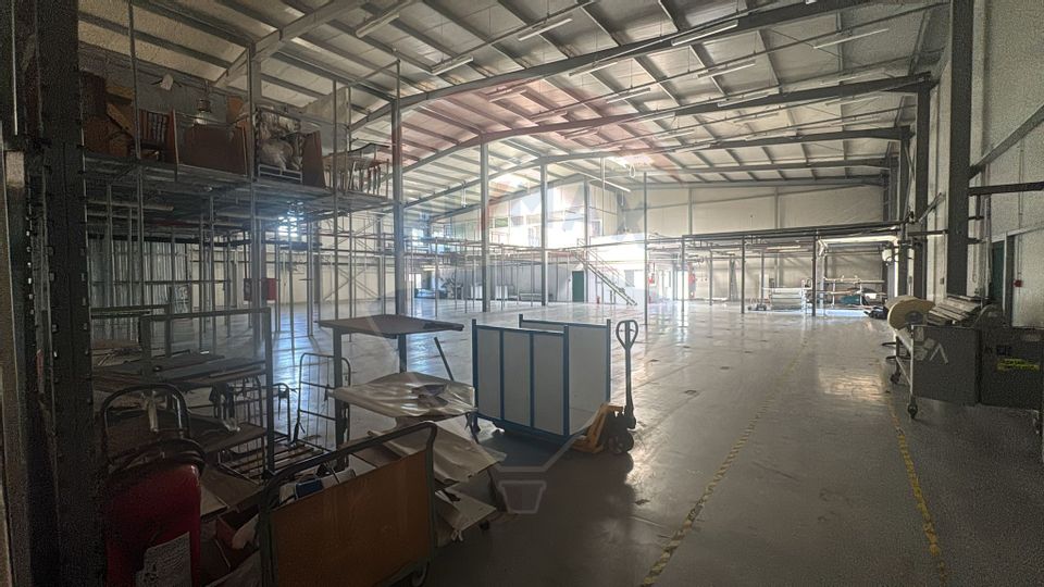 950sq.m Industrial Space for rent, Calea Clujului area