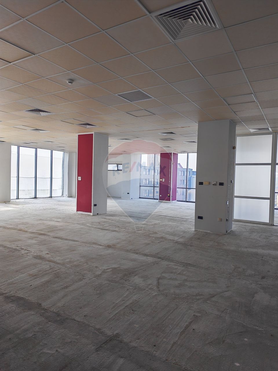 Ultra-central office space ideal for large teams/company HQ