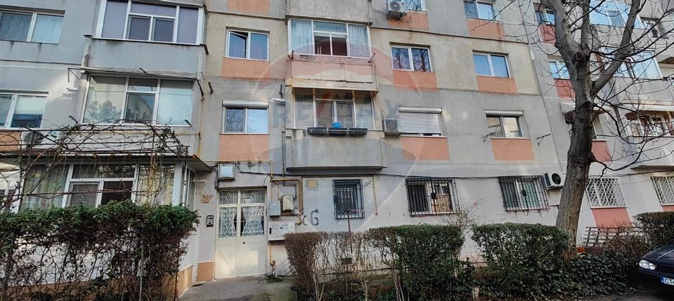 Apartament cu 3 camere de vânzare în zona Inel II Constanta