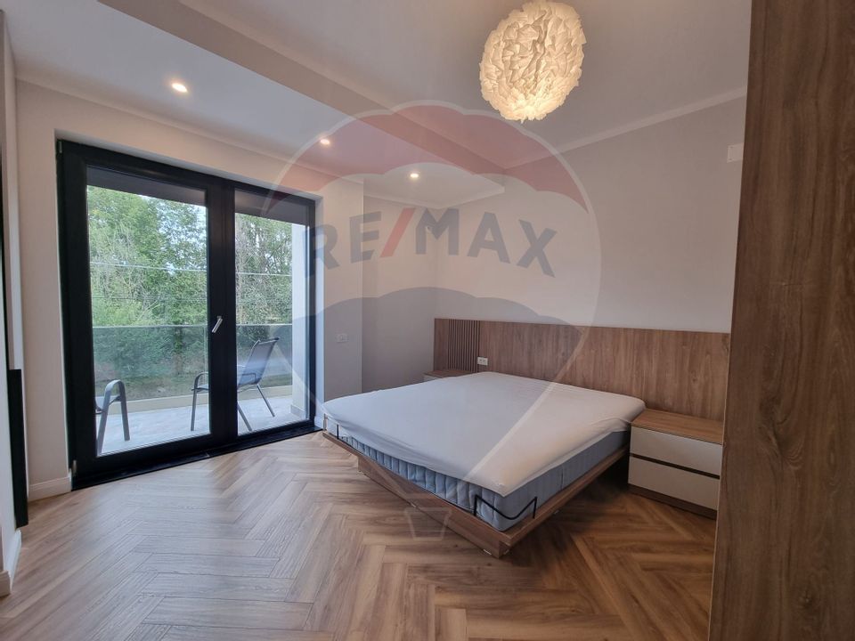 Apartament cu 3 camere in vila Eforie Nord