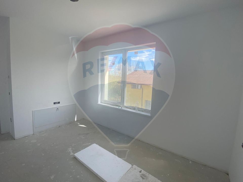 4 room House / Villa for sale, Nord area