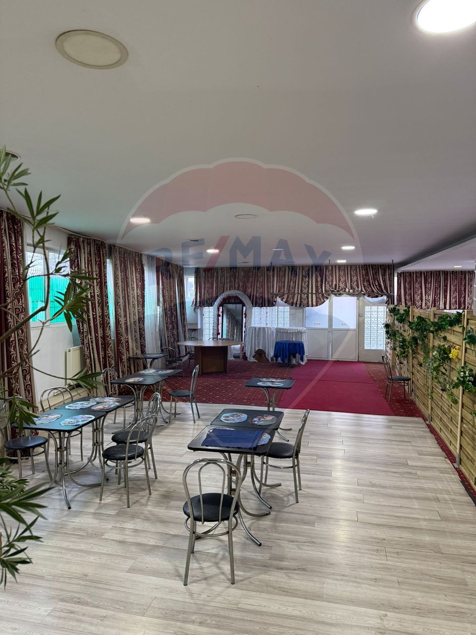 8 room House / Villa for sale, Central area