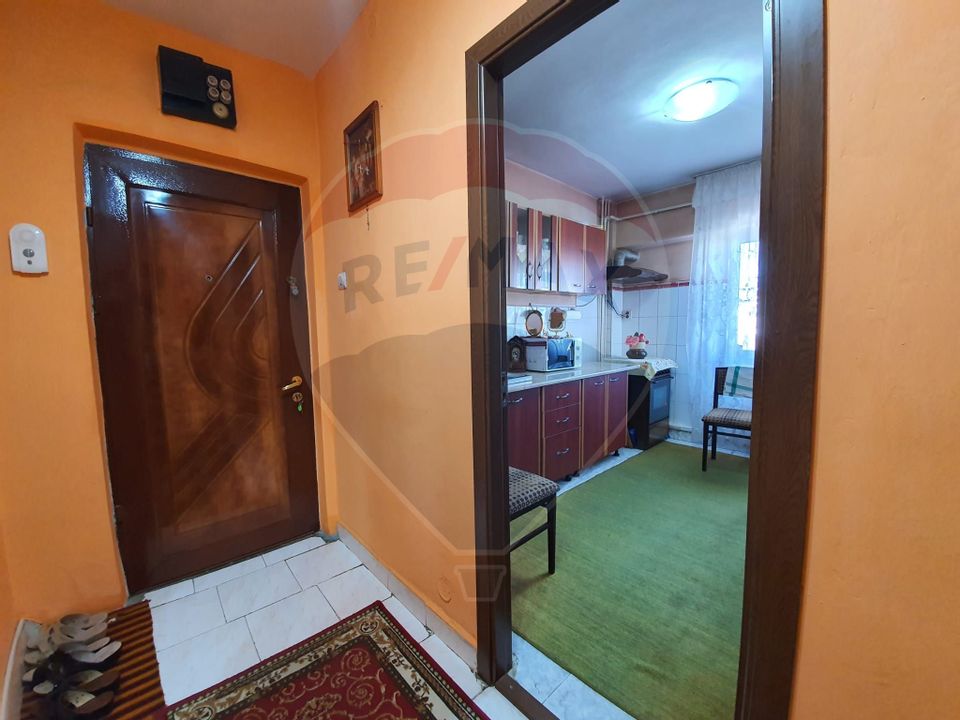 Apartament cu 2 camere de vanzare in zona Alexandru cel Bun