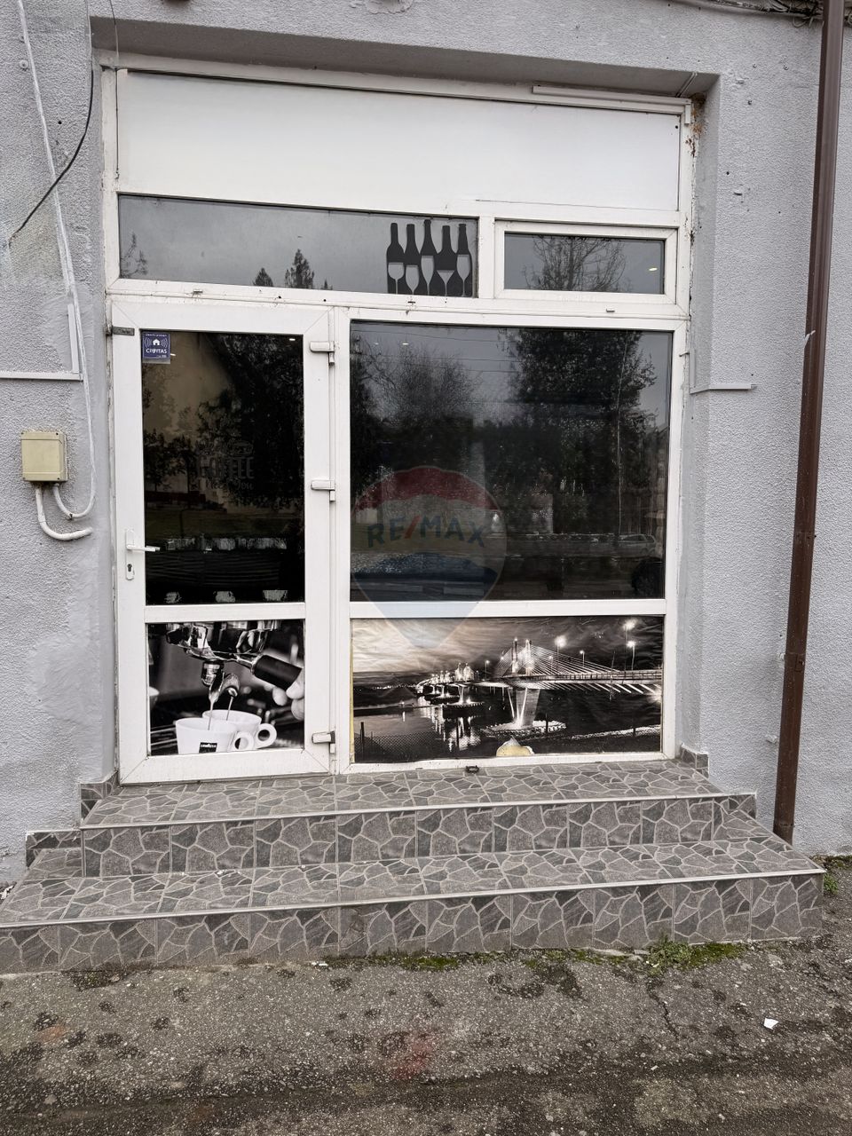 45sq.m Commercial Space for rent