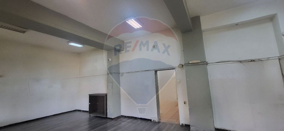 121sq.m Commercial Space for rent, Aradul Nou area