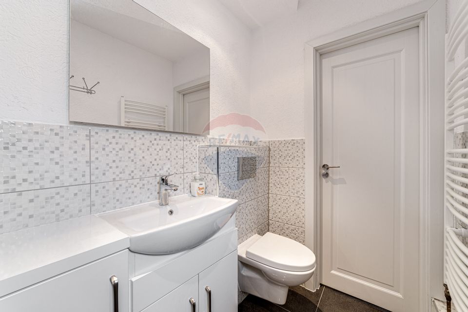 Apartament de închiriat 3 camere, zona Podgoria, 101 mp