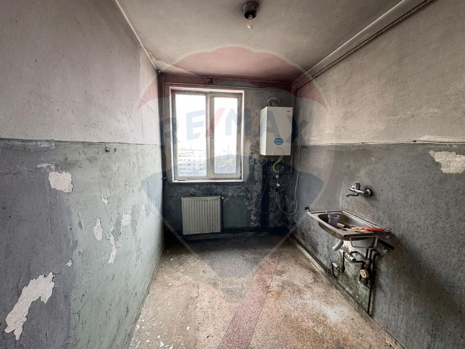 Apartament cu 2 camere de vanzare zona GARA CFR BACAU