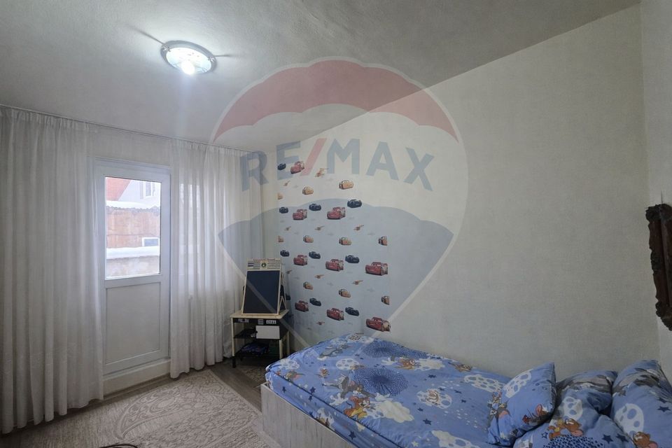 4 room Apartment for sale, Cetate area