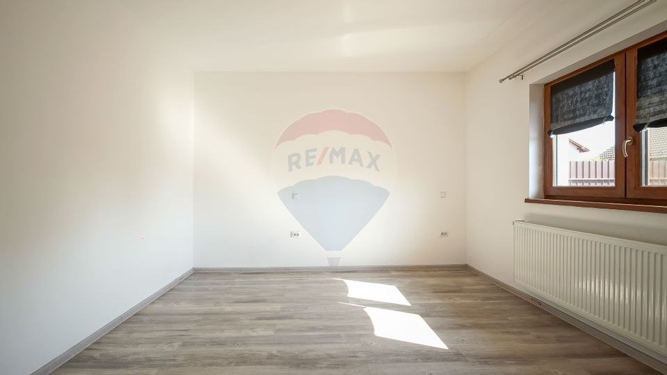 Refugiul tău de lângă Brașov – Casă P+M în cartierul Izvor, Tralungeni