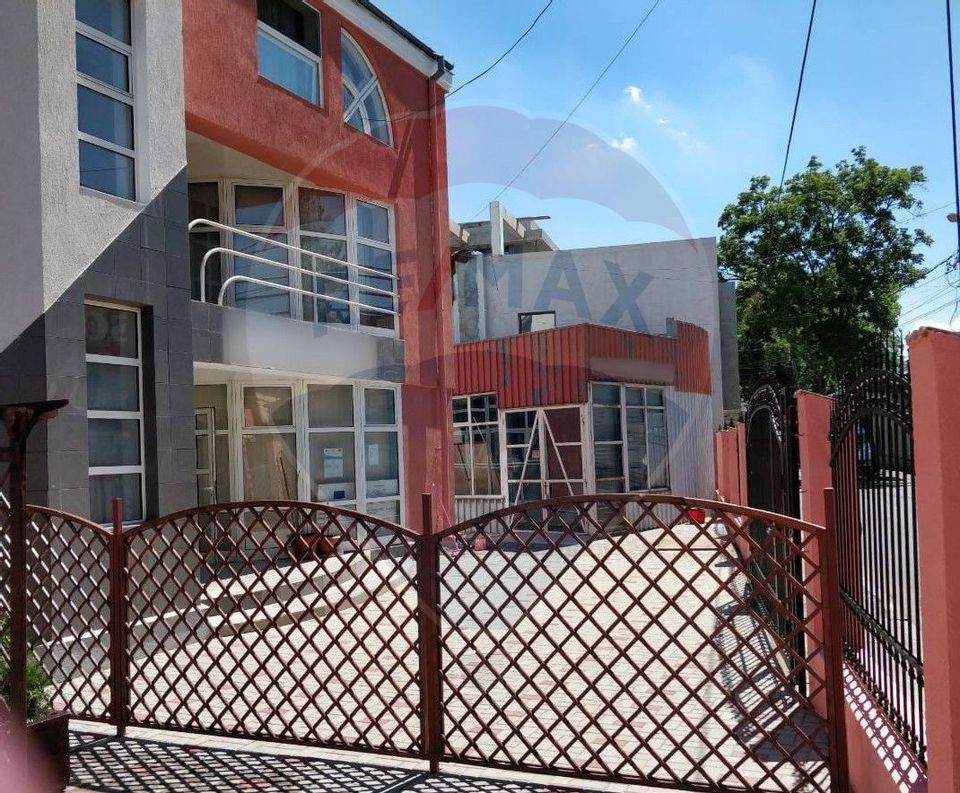Clădire birouri /Sediu firmă de vânzare - Piața Centrală Galați