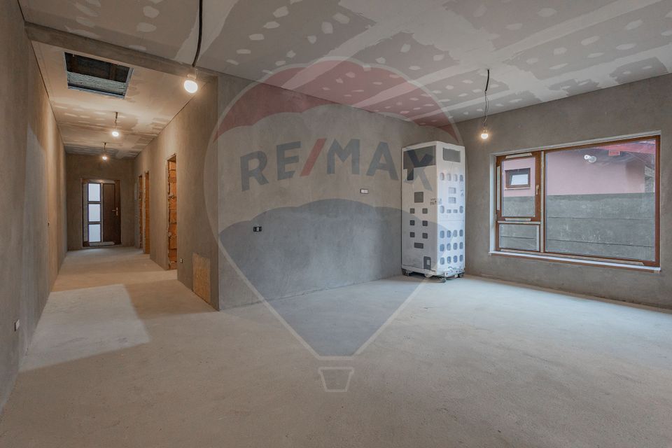 Casă / Vilă cu 3 camere de vânzare