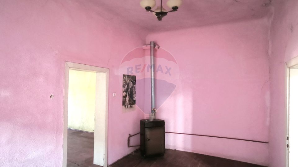 Casă cu istorie în inima Dumbrăveniului – 15 min. de Sighisoara!