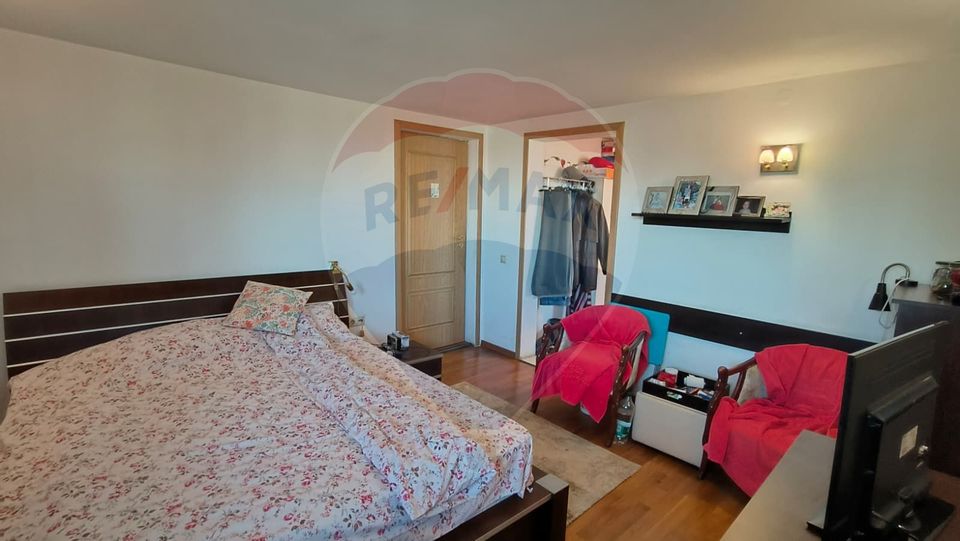 4 room House / Villa for sale, Nord-Est area