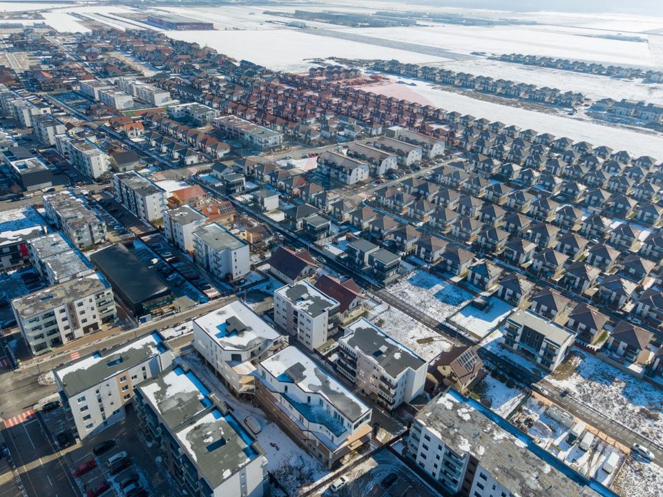 Apartament 2 camere decomandat de vanzare