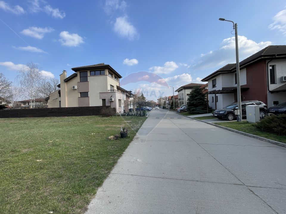 Land 777sqm Corbeanca / Strada Bd. Paradisul Verde