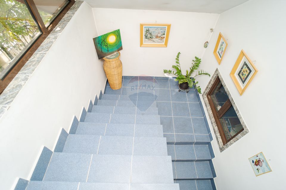 Casă de vânzare 184 m.p pe Șos. Voinești Nr12- Iași