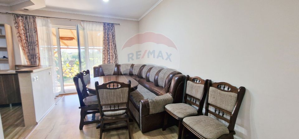 Apartament 3 camere + terasă + parcare, Florești!