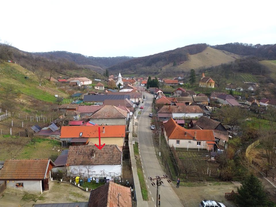 Casă  la țară in Transilvania - sat sasesc Păucea, jud. Sibiu