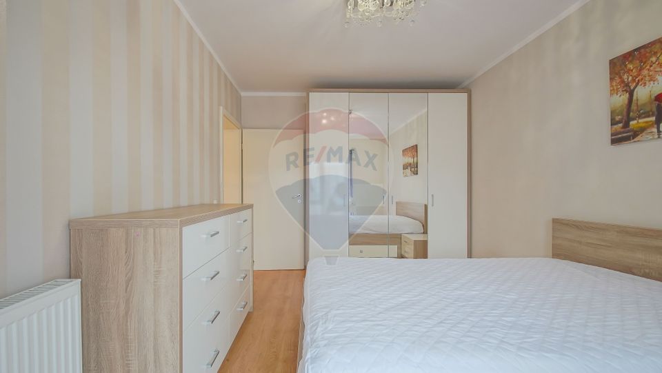 !! VANDUT !!  Apartament in vila, 3 camere, Nicolae Labis, Tractorul