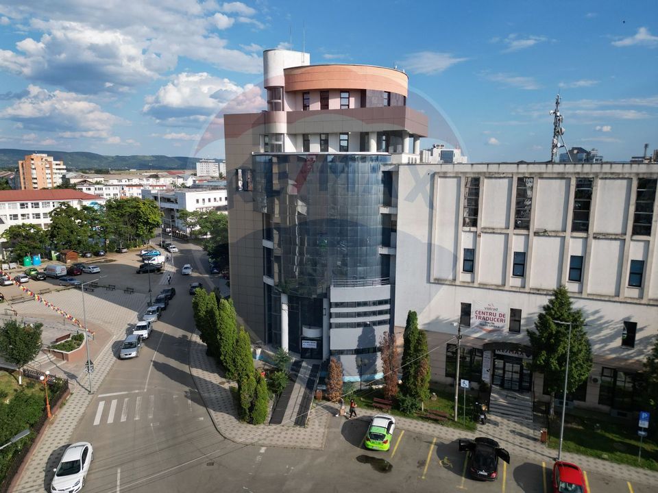 Spațiu de 134 mp la etajul 6, zonă ultracentrală