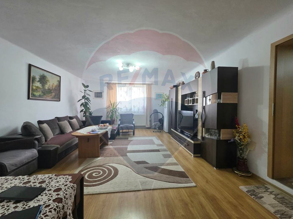 3 room House / Villa for sale, Central area