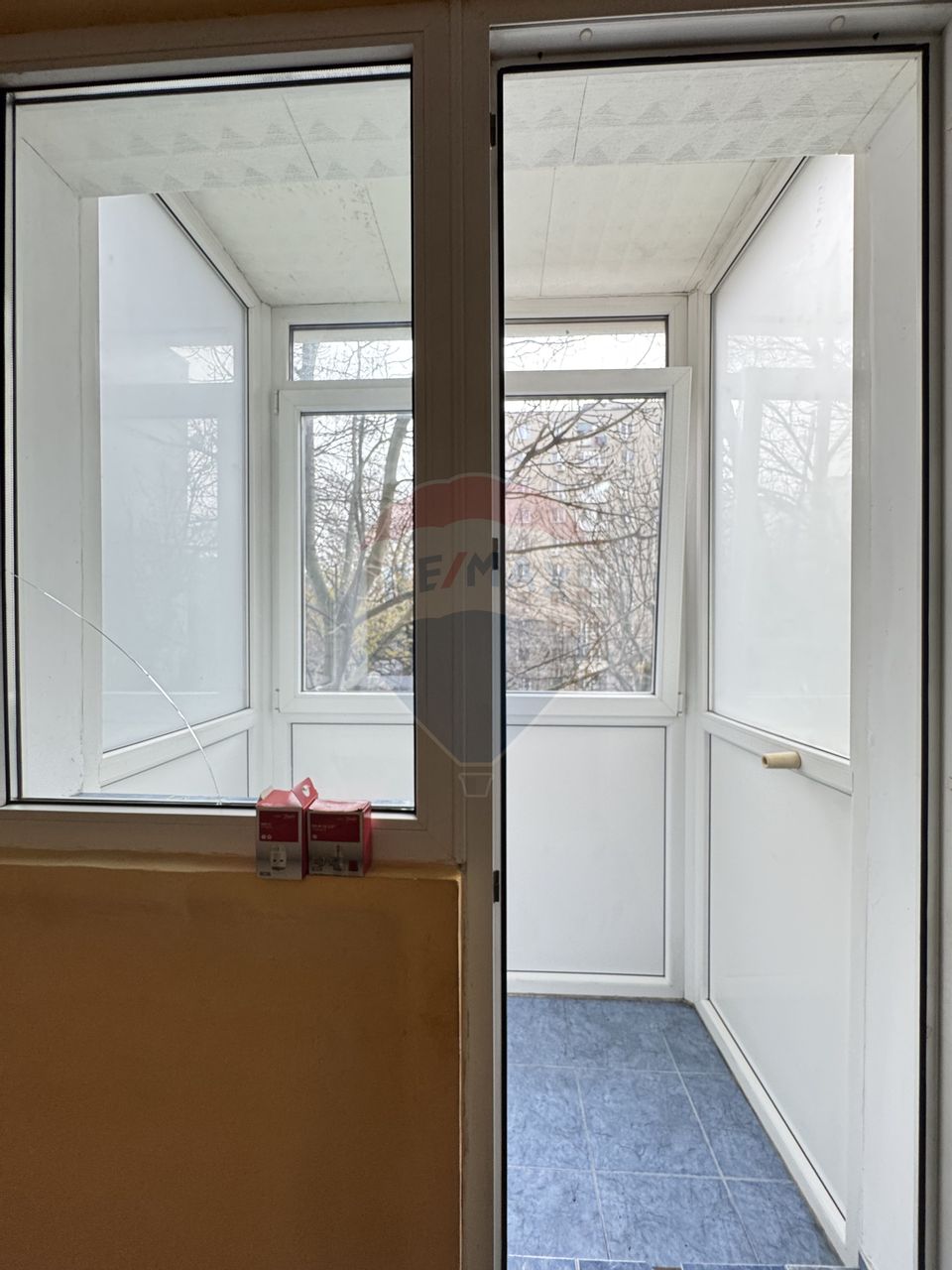 Apartament 2 camere de vanzare - Podul Giurgiului