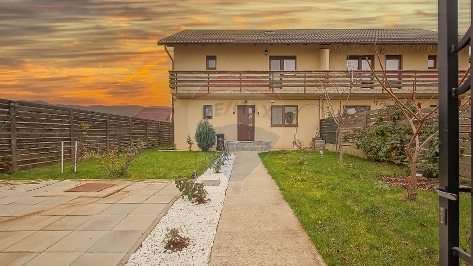 COMISION 0% | Casă tip duplex de vânzare | 5 camere | Cartier Izvor |