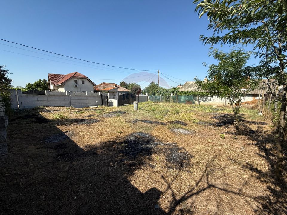 Teren Ghindeni 4800 mp Intravilan