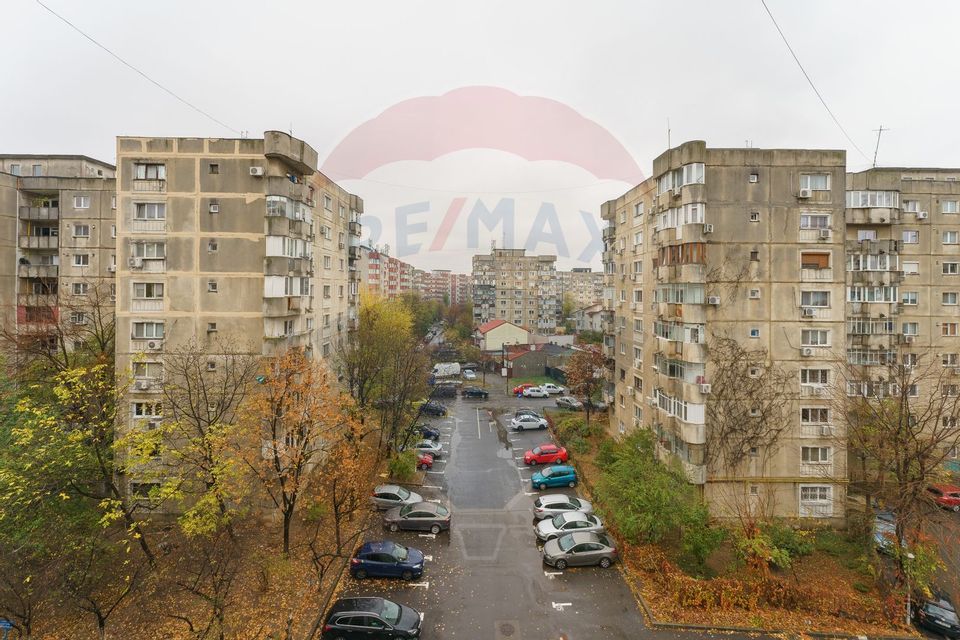 Garsoniera decomandata - Motoc 9 -  13 Septembrie