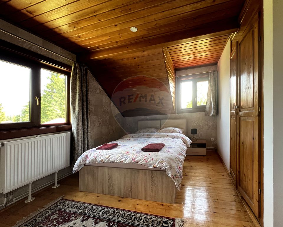 Casă de vacanță, de vânzare, pretabilă locuință sau afacere hotelieră