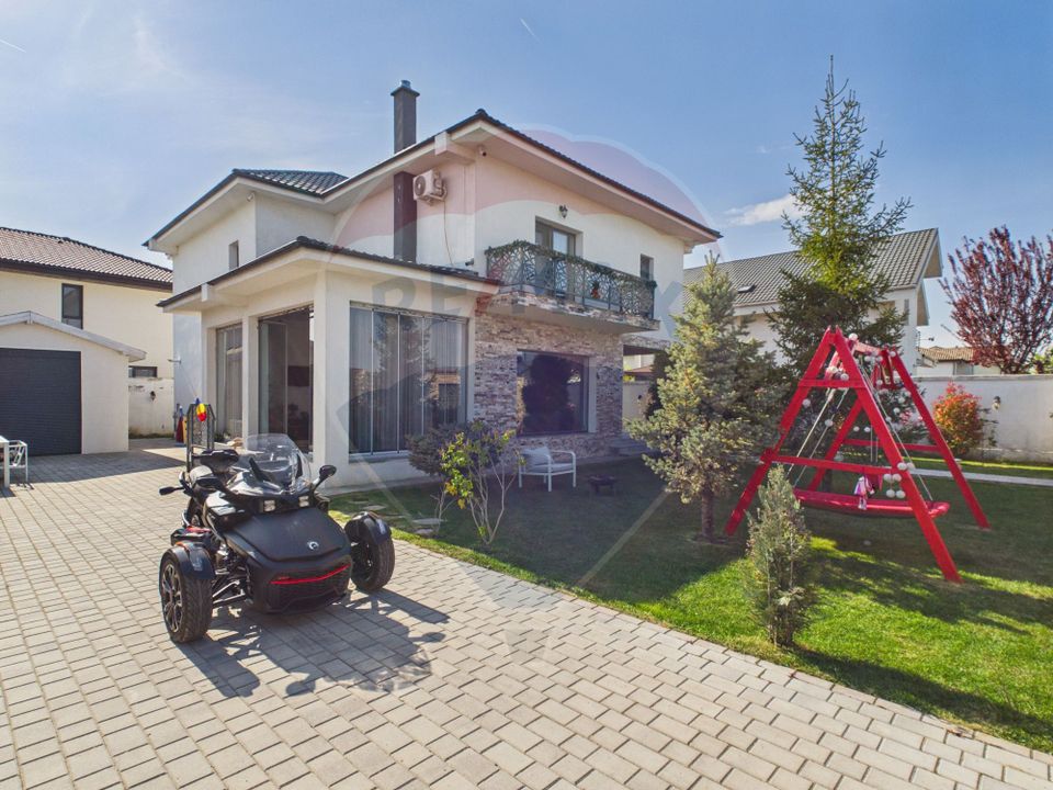 Vilă moderna si luminoasa 2020, cu 5 camere, 500mp curte