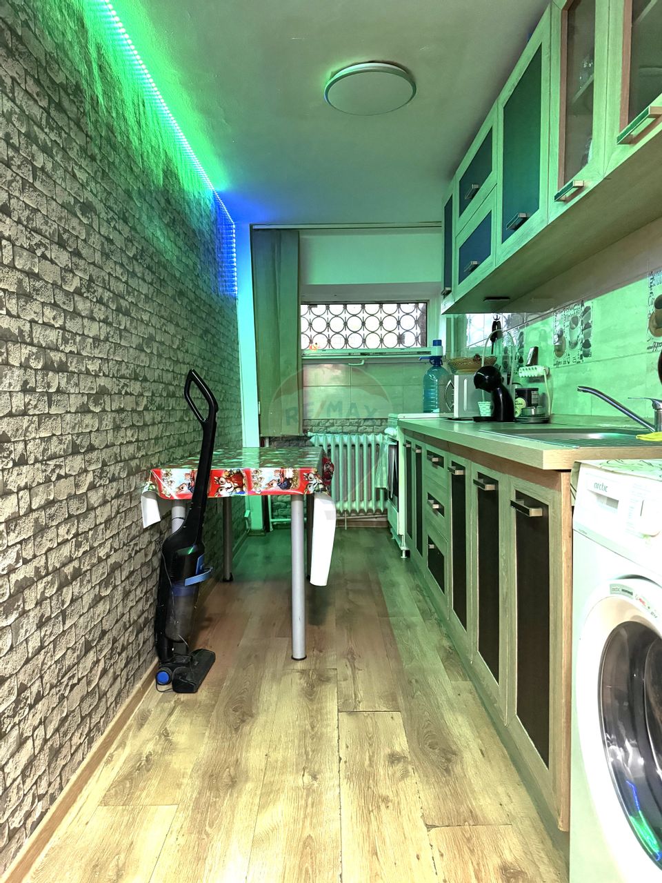 Garsoniera de vanzare 35 mp 13 Septembrie Marriott Panduri