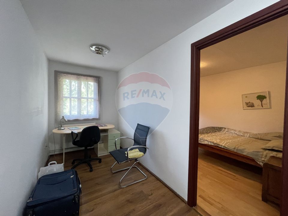 Individual villa 6 rooms Otopeni central Dn1