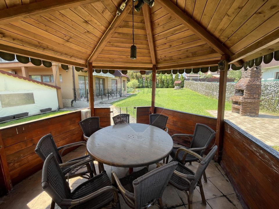 6 room House / Villa for sale