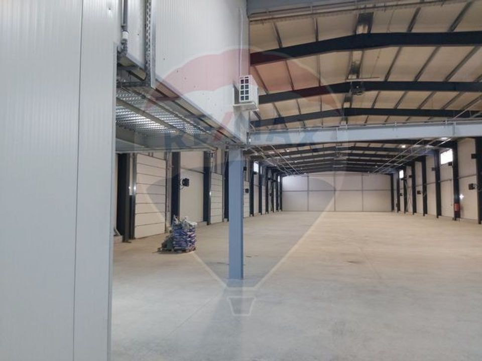 Industrial space, modern hall and offices for rent Stefanesti