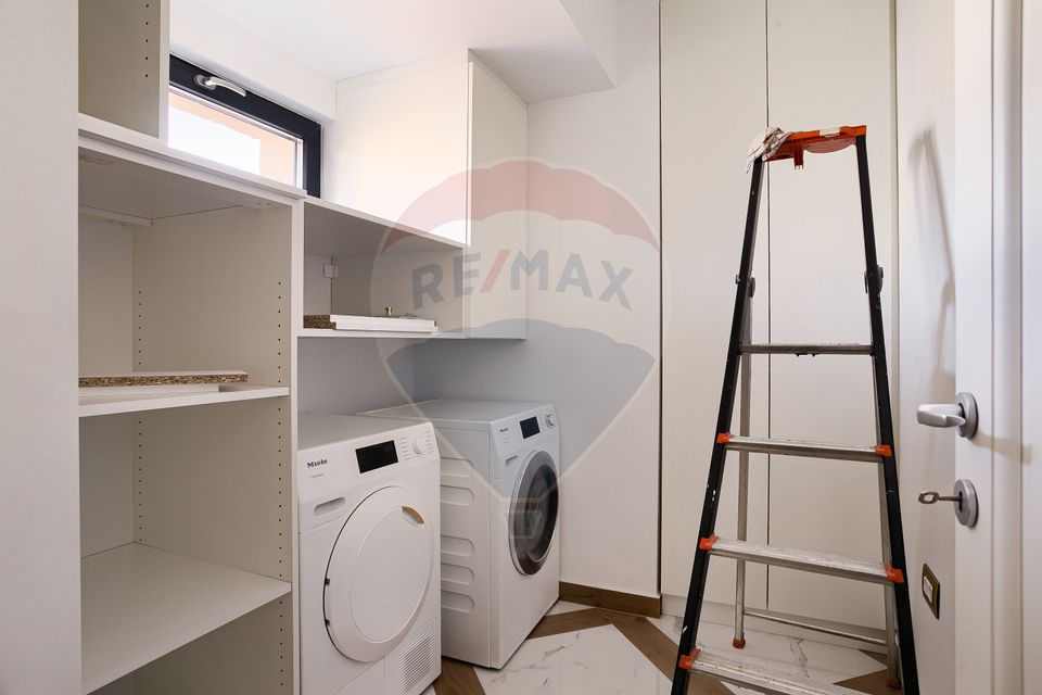 Penthouse exclusivist pe două niveluri, cu terasă– zona Intim