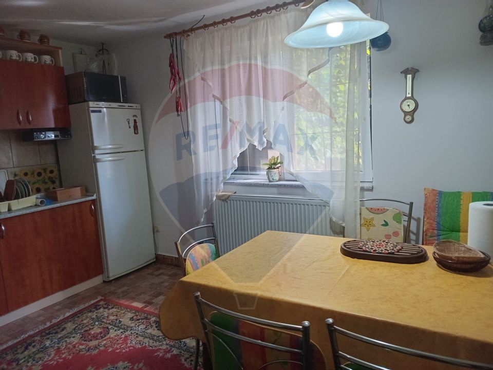 OCAZIE!!! CASA SUPERBA cu teren in JULITA jud Arad in M tii Zarandului