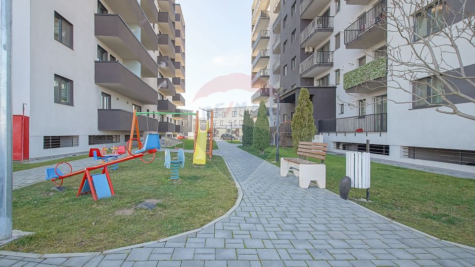 3 room Apartment for rent, Tractorul area