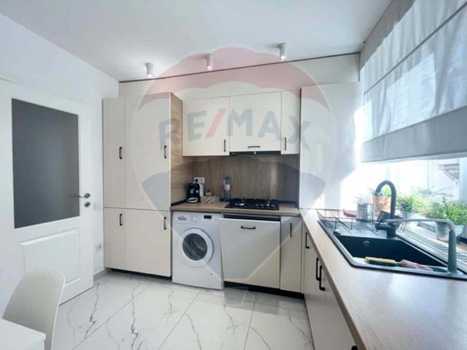 Apartament  de inchiriat 3 camere, str. Timotei Popovici