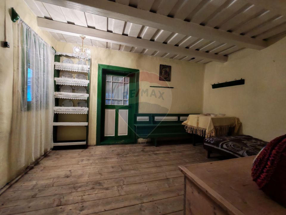 Casa străbunicilor, o bijuterie a timpului.