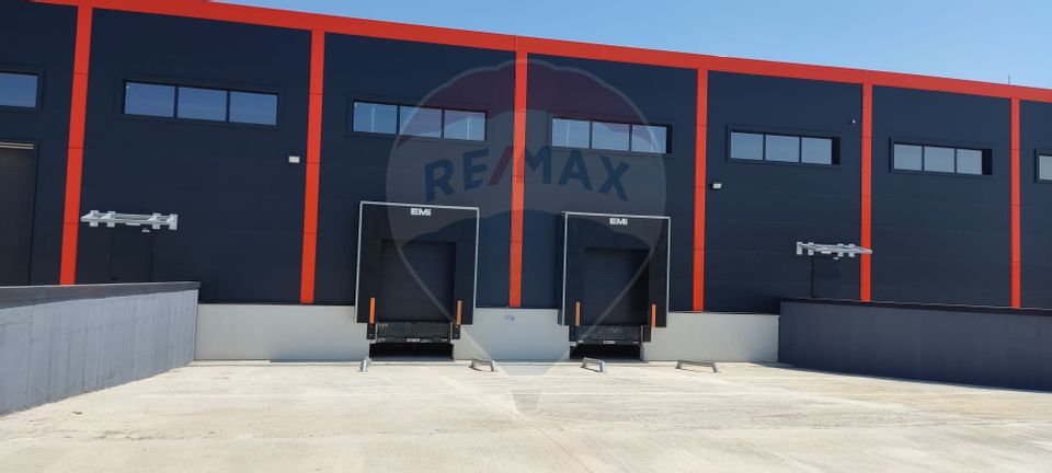 Spațiu industrial de 875mp de închiriat în zona Exterior Vest