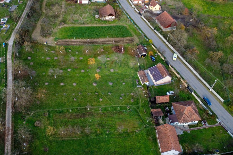 4 room House / Villa for sale