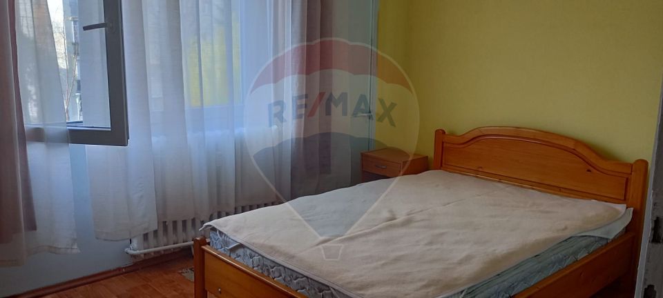 Apartament cu 2 camere de închiriat în zona Micalaca