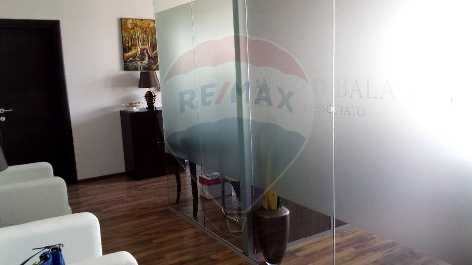 Office space of 166.5 sqm in pta rosetti area