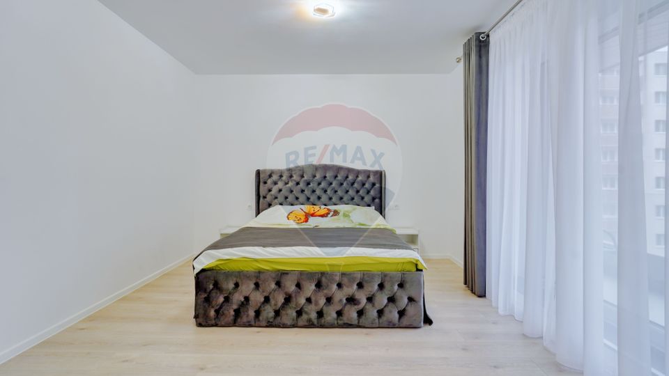 2 room Apartment for rent, Tractorul area