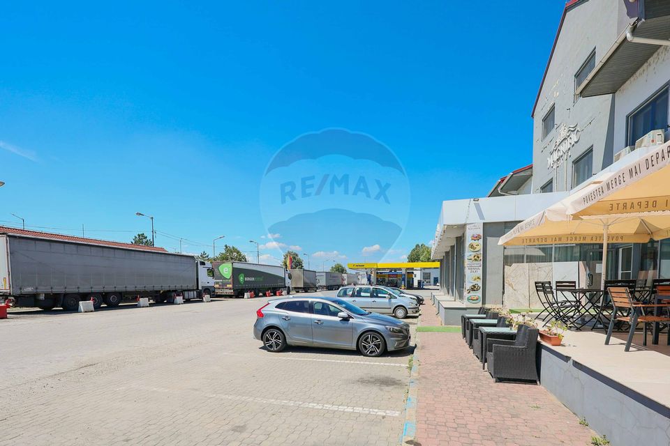 16 room Hotel / Pension for sale, Exterior Vest area