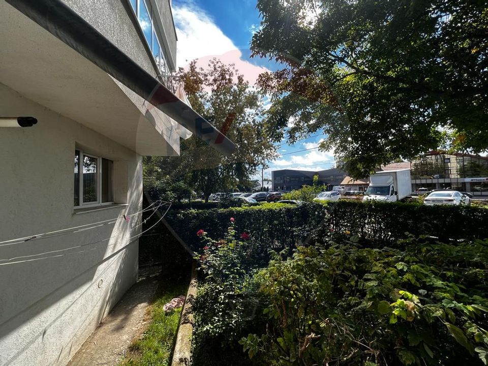 Apartament 3 camere de vanzare Bacau