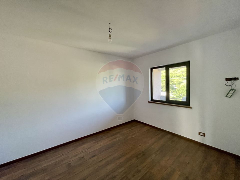 5 room House / Villa for sale, Sud area