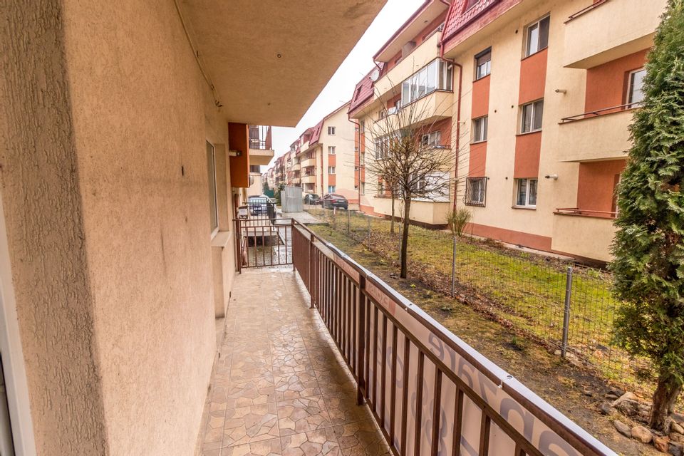 Apartament cu 3 camere + parcare, str. Eroilor/Florești/ COMISION 0%